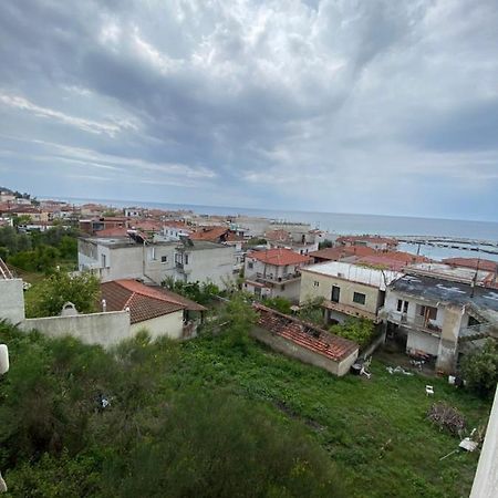 Nea Skioni Apartment Luaran gambar